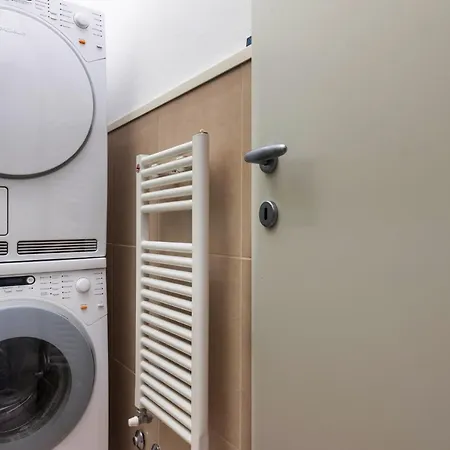 Apartamento Luxury 2bed-2bath With Private Car Park *