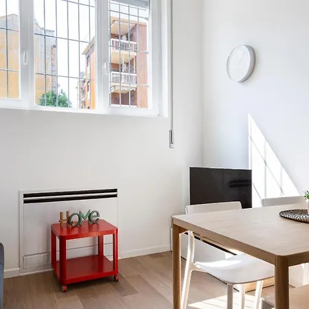 Joivy Contemporary In Historical Giambellino-lorenteggio