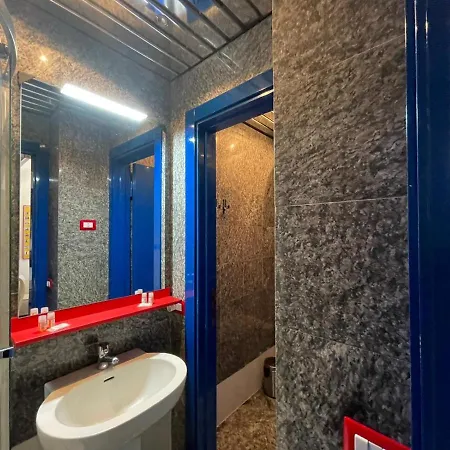 Διαμέρισμα Camperio & Colorful In Cordusio