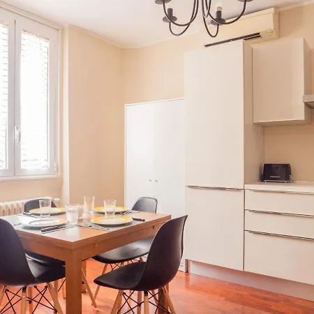 Apartman The Best Rent - Cozy One-bedroom In Corso Lodi Milánó
