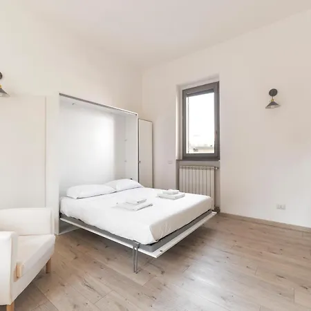 Maciachini Renovated Studio!