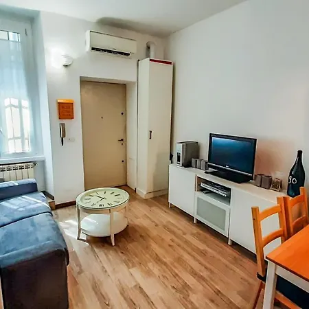 Altido Lovely 1-br Flat With Easy Access To Centre * Milan