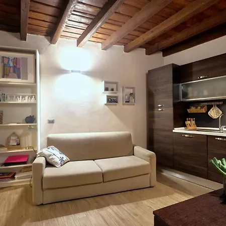 Grazioso Monolocale Nel Cuore Di Brera Appartement *