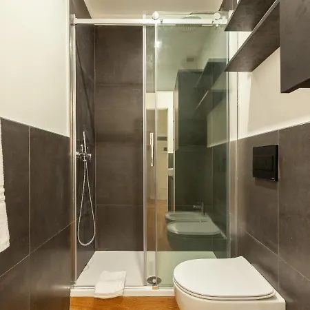 Easyhomes - Vincenzo Monti * Milan