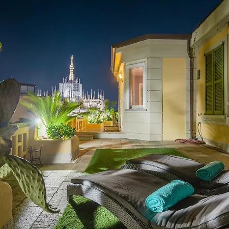 Luxury Attic Duomo 公寓