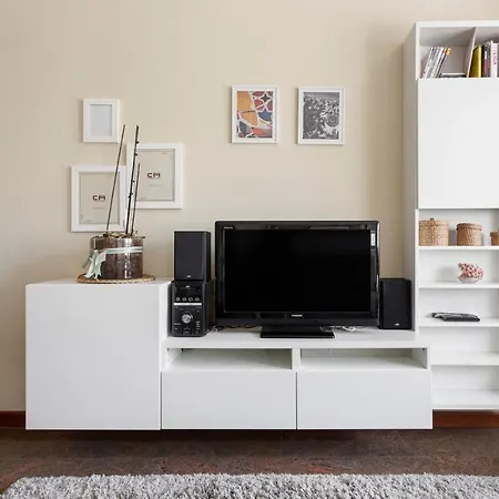 Hostmate - Milano- Viale Teodorico Appartamento *