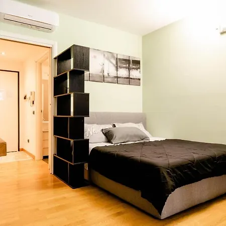 - 24h Self Checkin * Milão