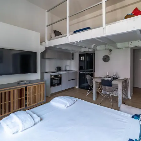 The Rent - Lovely Loft With Balcony Near Piazza Vetra