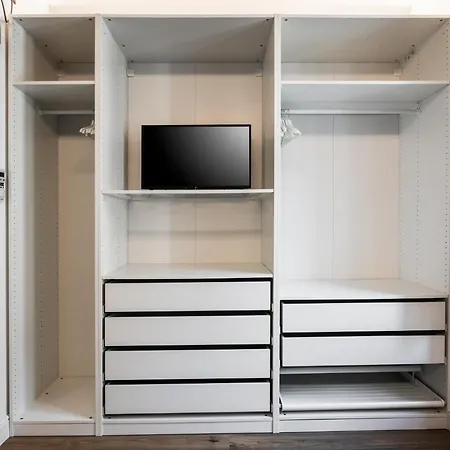 Unique Suite Design Milan Center