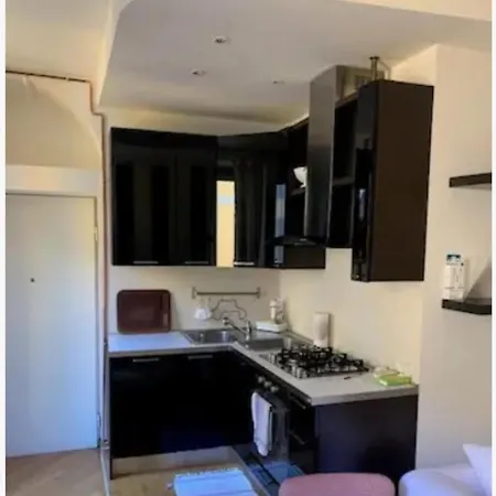Sunny Apartment *