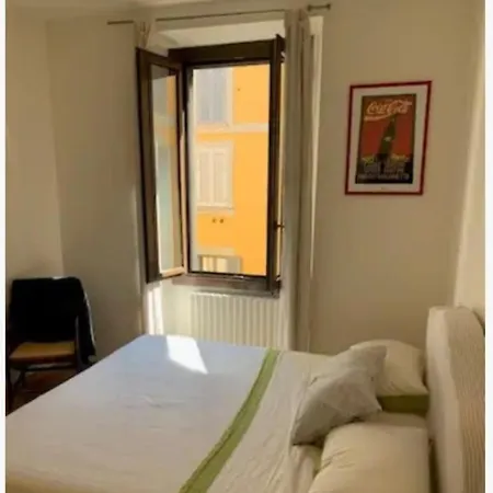 Sunny Apartment Apartment Milan