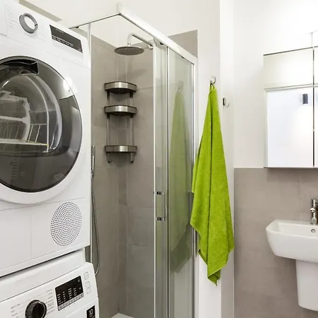 Apartment Joivy Contemporary In Historical Giambellino-lorenteggio *