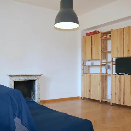 Sant Ambrogio Mansion - Via Olona *