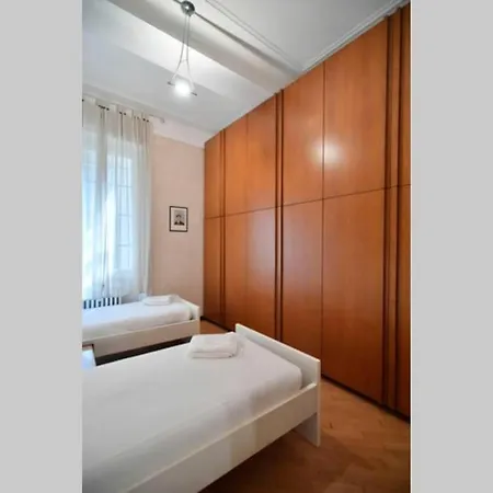 Apartment Ampio Centro Crocetta Milan