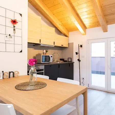 Joivy Contemporary In Historical Giambellino-lorenteggio Apartment Mailand