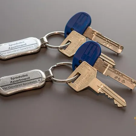 Beplace Bocconi Lejlighed