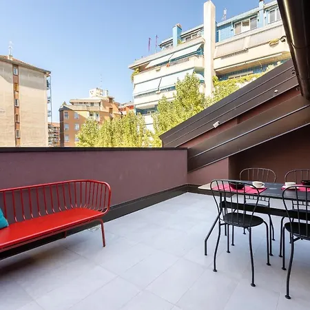 Apartment Joivy Contemporary In Historical Giambellino-lorenteggio Milan