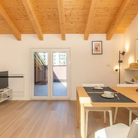 Apartment Joivy Contemporary In Historical Giambellino-lorenteggio Milan