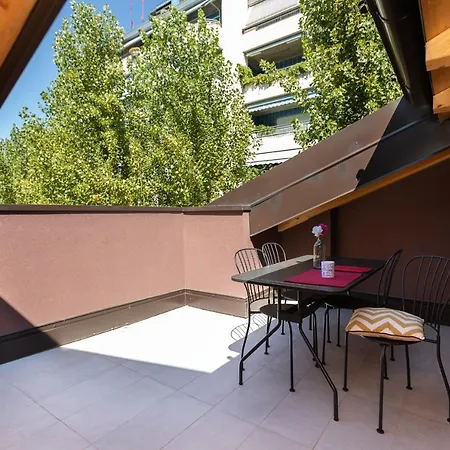 Joivy Contemporary In Historical Giambellino-lorenteggio Apartment *