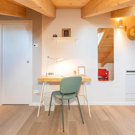 Joivy Contemporary In Historical Giambellino-lorenteggio Apartment *