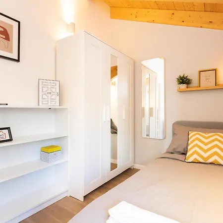Apartment Joivy Contemporary In Historical Giambellino-lorenteggio