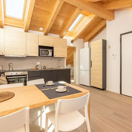 Joivy Contemporary In Historical Giambellino-lorenteggio *