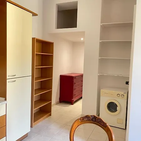 Venini 23 Apartment Milan