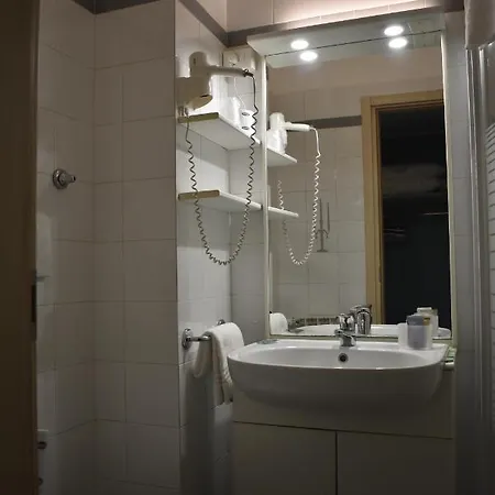 Homing Milano Navigli Suites Aparthotel *