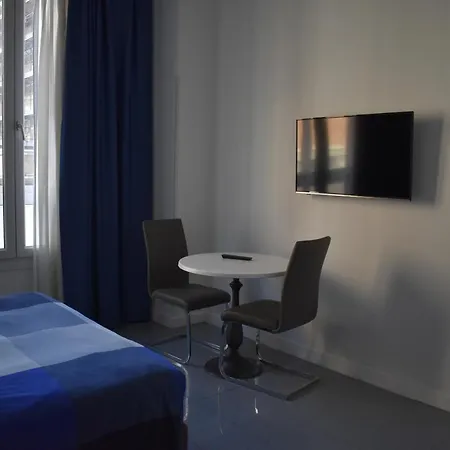 Homing Milano Navigli Suites Aparthotel *