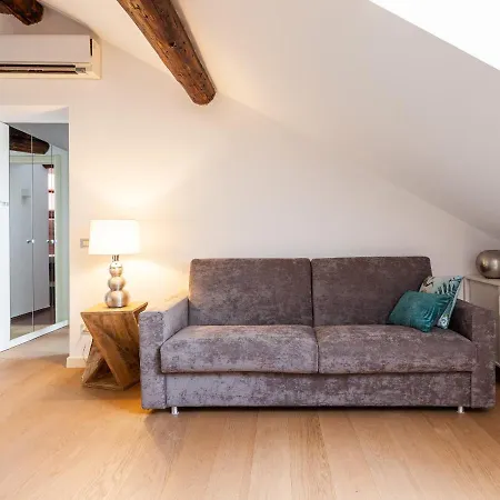 Easyhomes-san Marco * 米兰