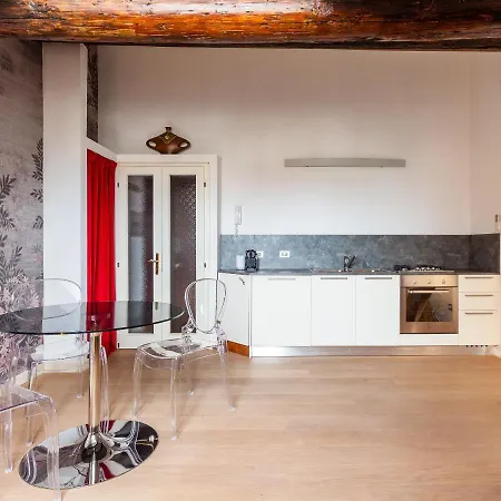 Easyhomes-san Marco Apartment *