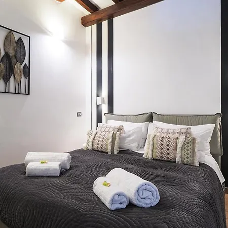 Corso Genova 21, Navigli & Duomo - Charming * Milano