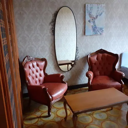 Meneghina House شقة *