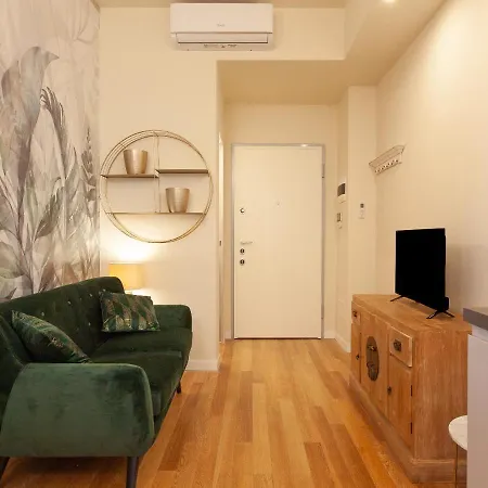 Easyhomes - Vincenzo Monti