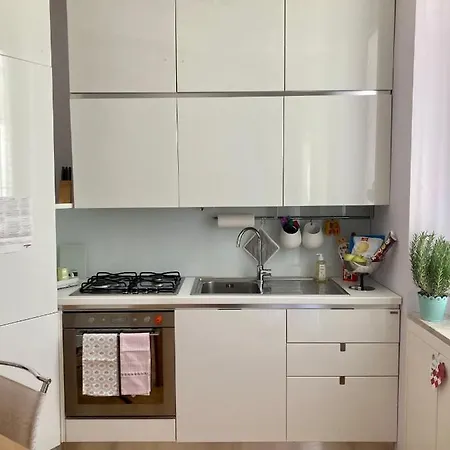 Squisito In Stabile Vecchia Appartement *