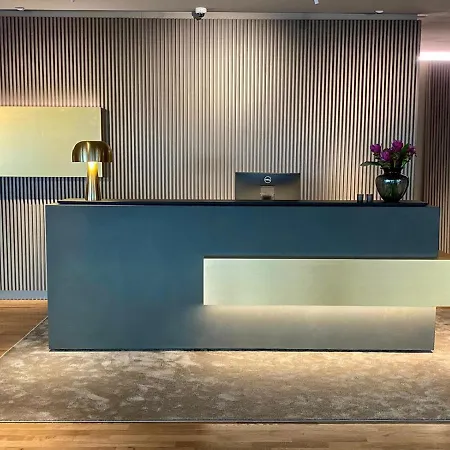 Romana Hotell