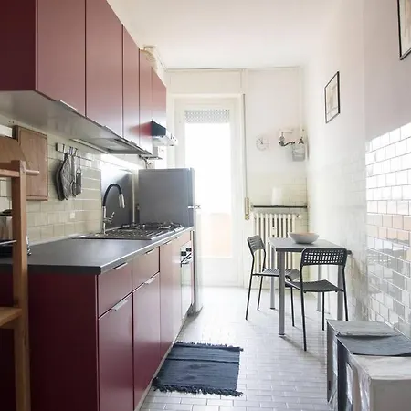 Apartment Youhosty - Villoresi 6p, 5 Milan