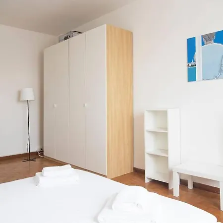 Youhosty - Villoresi 6p, 5 *