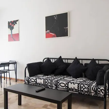 Youhosty - Villoresi 6p, 5 Apartment