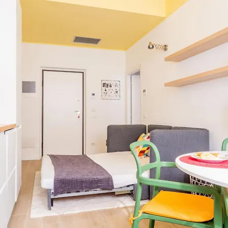The Best Rent - In Crescenzago District Διαμέρισμα