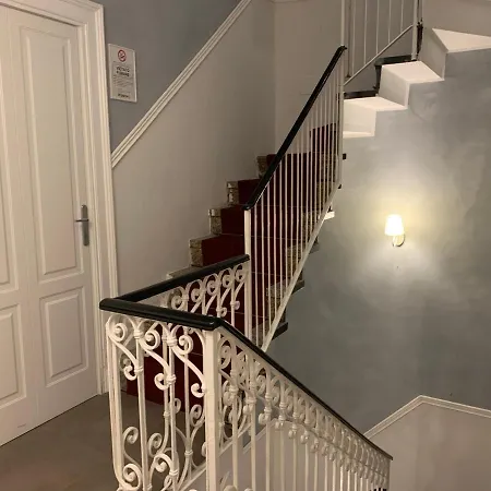 Villagiovanna Szálloda