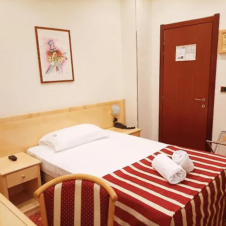 Fiorella Hotel Milán