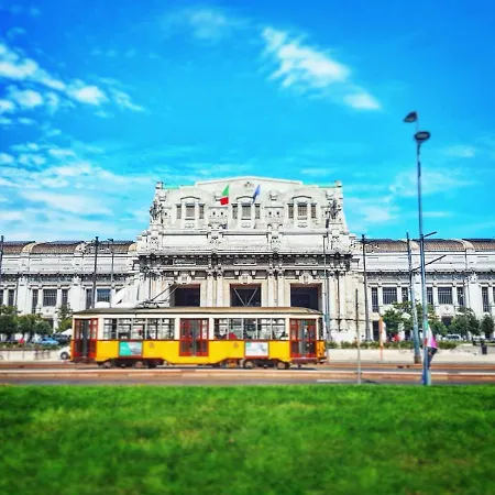 Co&mo A 16 Minuti Da Duomo Apartamento Milão