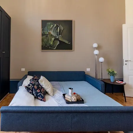 The Rent - Beautiful In Downtown Milano