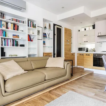 Luxury Modern One Bedroom In Great Location * Milaan