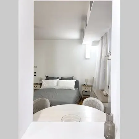 Daire Boutique In Center: Duomo Scala