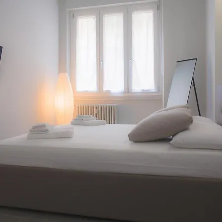 Bnbutler - Aquileia - Bilocale A Due Passi Da Navigli E Museo Scienza *