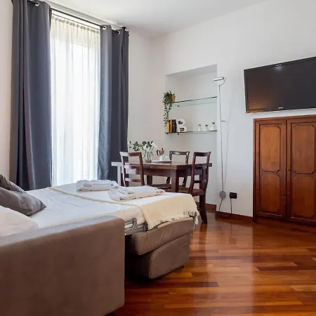 Daire The Rent - Two Bedroom Near Sondrio Subway Milano