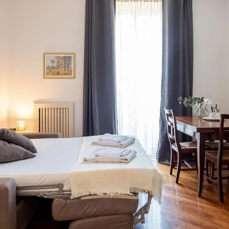 The Rent - Two Bedroom Near Sondrio Subway *
