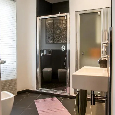 Apartment Primopiano - Orombelli Mailand